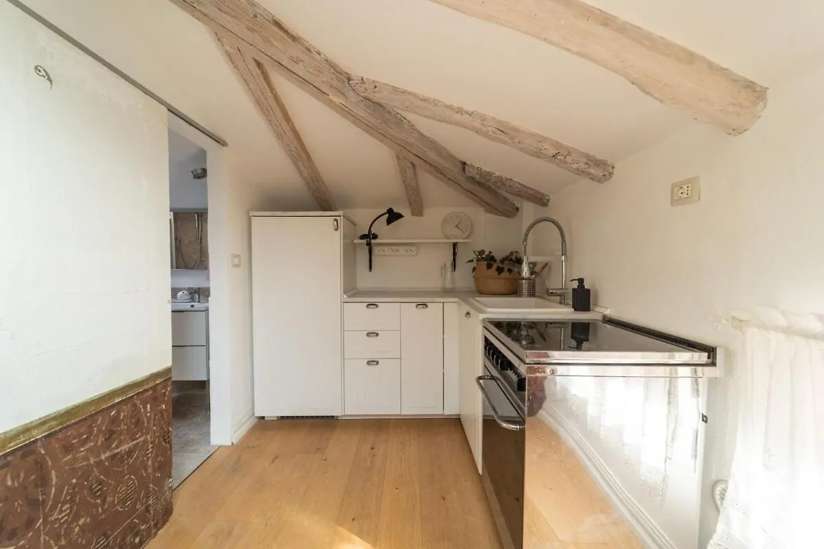 Apartment Homeby, Studio Persichetto Bologna Santa Viola