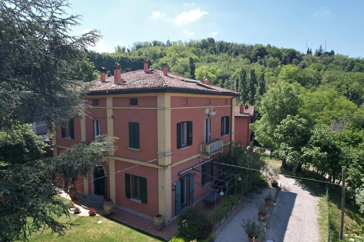 Apartment Homeby, Studio Persichetto Bologna Santa Viola
